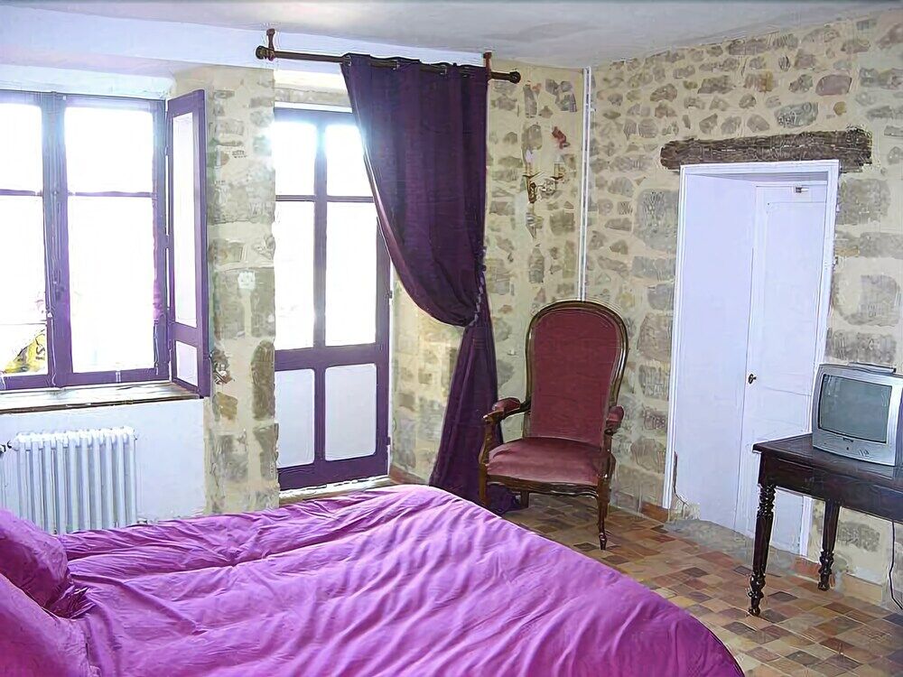 Le Vieux Chateau Airvault Exterior foto